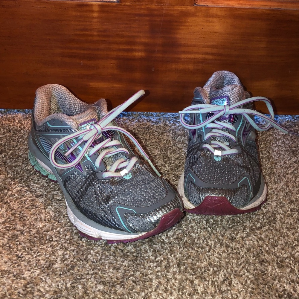 Brooks Ravenna Sneakers